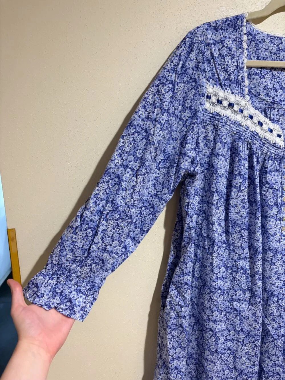 Eileen West Cotton Lawn Ballet Long Nightgown Blue Floral